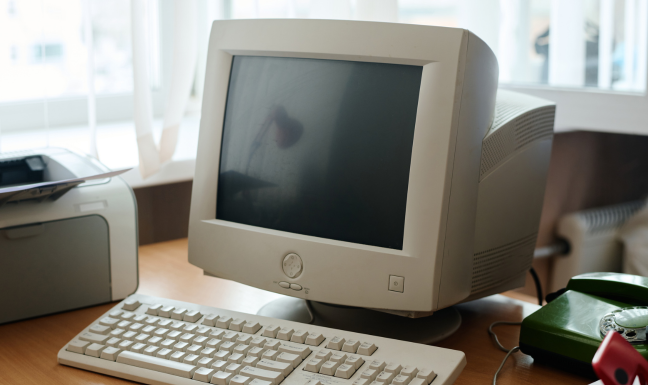 Monitor (CRT)